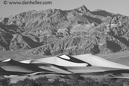 dunes-n-mtns-2-bw.jpg