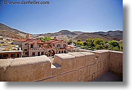 images/California/DeathValley/ScottysCastle/MainView/scottys-castle-5.jpg