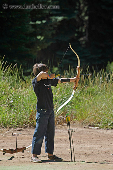 boy-w-archery-bow-n-arrow.jpg