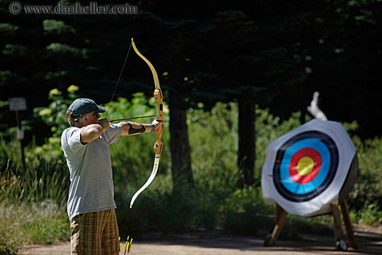 man-w-archery-bow-n-arrow-3.jpg