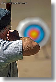 images/California/KingsCanyon/Archery/man-w-archery-bow-n-arrow-7.jpg