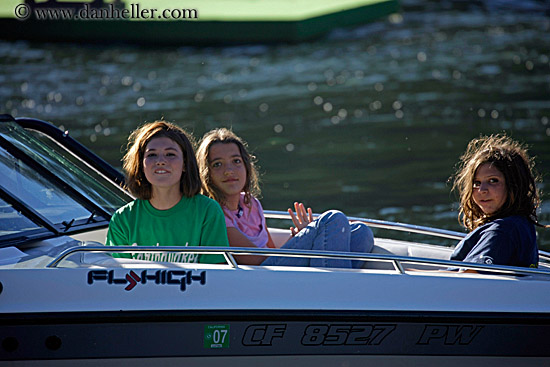girls-in-boat.jpg