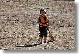 beaches, boys, california, canoes, childrens, crying, horizontal, jacks, kings canyon, paddle, people, west coast, western usa, photograph