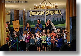 images/California/KingsCanyon/Kids/kids-singing-1.jpg