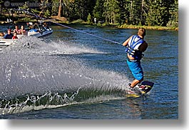 images/California/KingsCanyon/Waterskiing/max-wakeboarding-05.jpg