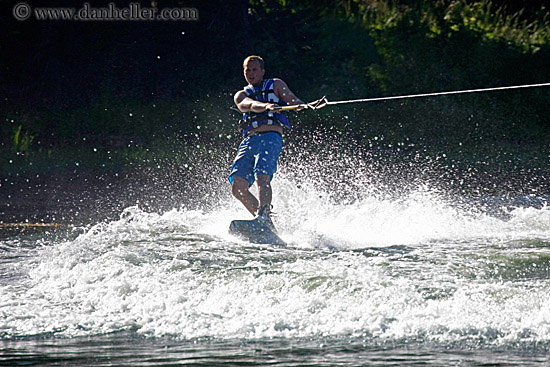 max-wakeboarding-06.jpg