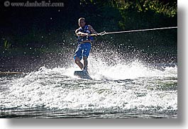 images/California/KingsCanyon/Waterskiing/max-wakeboarding-06.jpg