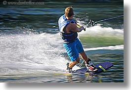 images/California/KingsCanyon/Waterskiing/max-wakeboarding-08.jpg