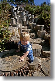 images/California/Marin/DiscoveryMuseum/jack-climbing-stumps-3.jpg