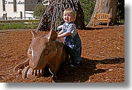 images/California/Marin/DiscoveryMuseum/jack-on-big-squirrel-1.jpg