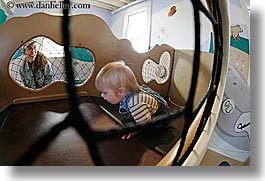 images/California/Marin/DiscoveryMuseum/mother-n-son.jpg
