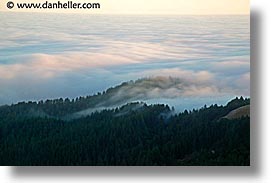 images/California/Marin/Fog/Rolling/rolling-fog-ocean-1.jpg