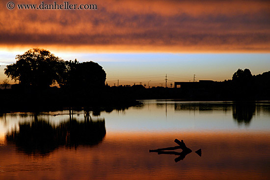 sunset-dawn-river-reflection-07.jpg