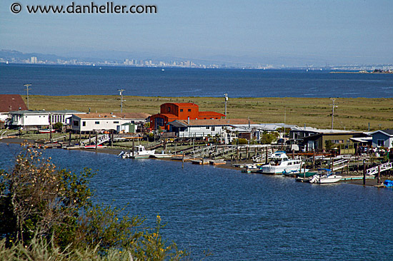 greenbrae-houseboats-2.jpg