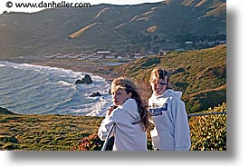 images/California/Marin/People/IndyKids/allie-lauren-2.jpg