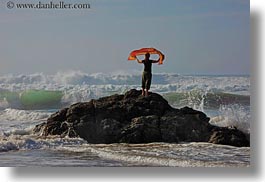 beaches, california, horizontal, jack jill, jills, marin, marin county, north bay, northern california, ocean, people, scarves, west coast, western usa, photograph