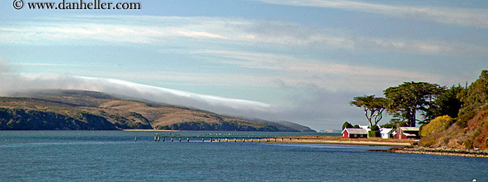 tomales-bay-house-pano.jpg