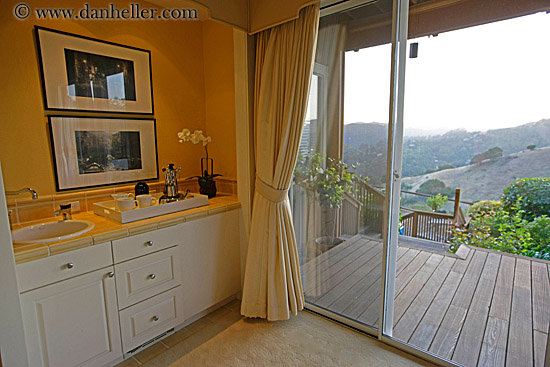 coffee-bar-n-deck.jpg