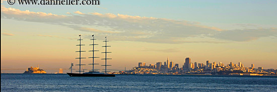 paul-allens-yacht-n-sf-view-pano.jpg