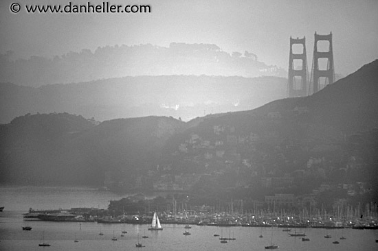 sausalito-boats-bridge-bw.jpg