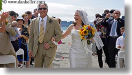 images/California/Marin/StinsonBeach/RizosWedding/Beach/_DH_1679.jpg
