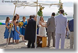 images/California/Marin/StinsonBeach/RizosWedding/Beach/_DH_1738.jpg