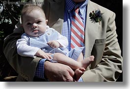 images/California/Marin/StinsonBeach/RizosWedding/DeirdreFamily/infant-01.jpg