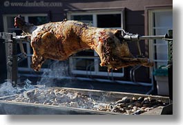 images/California/Marin/StinsonBeach/RizosWedding/FoodKitchen/lamb-on-spit-1.jpg
