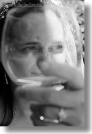 images/California/Marin/StinsonBeach/RizosWedding/Prep/deirdre-thru-wine-glass-01.jpg