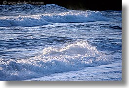 images/California/Marin/Waves/TieredWaves/tiered-waves-7.jpg