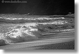 images/California/Marin/Waves/TieredWaves/tiered-waves-bw-1.jpg