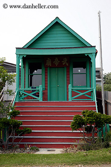 temple-kwan_tai-1.jpg
