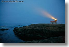 images/California/Mendocino/Lighthouse/Dusk/lighthouse-n-ocean-w-beam.jpg