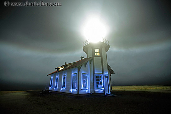 lighthouse-w-glowing-window-frames.jpg