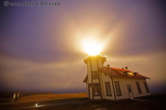 people-watching-fogg-lighthouse.jpg