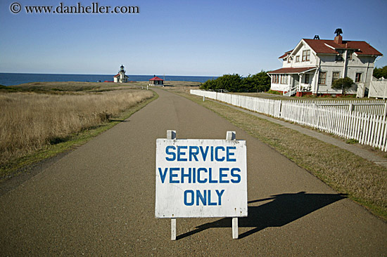 service-vehicles-only-sign.jpg