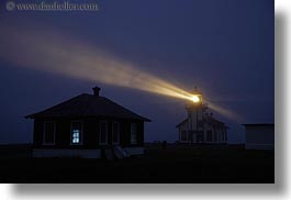 images/California/Mendocino/Lighthouse/Nite/lighthouse-n-light-beams-02.jpg
