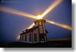 images/California/Mendocino/Lighthouse/Nite/lighthouse-n-light-beams-11.jpg