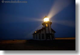 images/California/Mendocino/Lighthouse/Nite/lighthouse-n-light-beams-14.jpg
