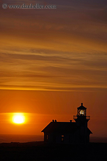 lighthouse-clouds-n-sun-3.jpg