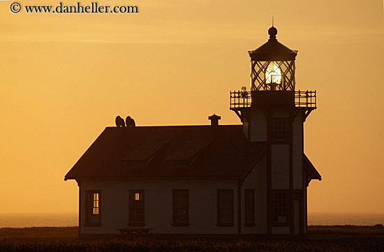lighthouse-silhouette-1.jpg