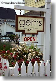 images/California/Mendocino/Signs/gems-sign.jpg