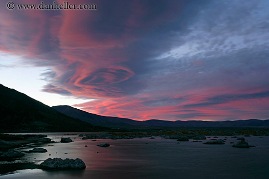 mono-lake-lenticular-sunset-2.jpg