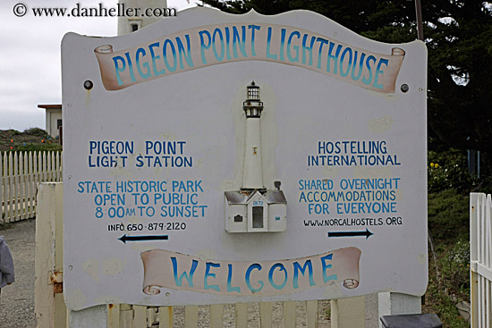 lighthouse-sign-02.jpg