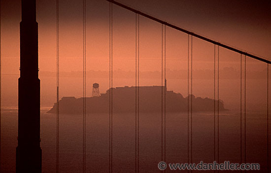 alcatraz-am-1.jpg