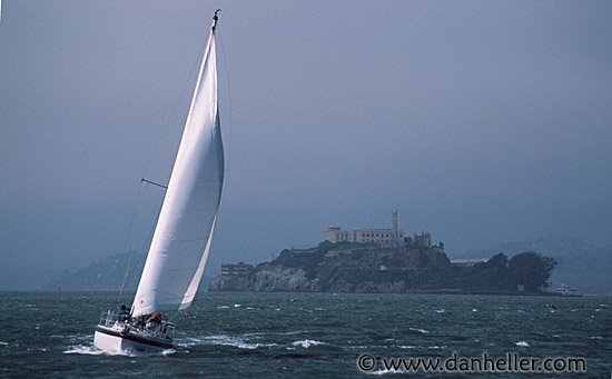alcatraz-boat-1.jpg