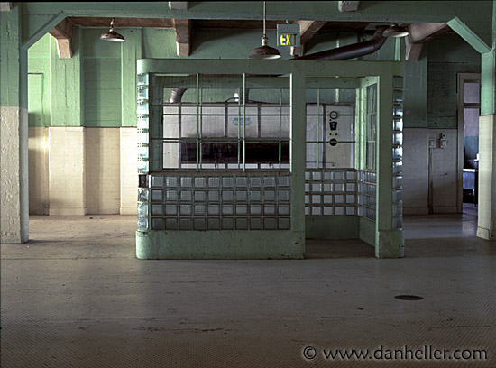alcatraz-kitchen.jpg