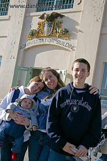 family-at-alcatraz-2.jpg
