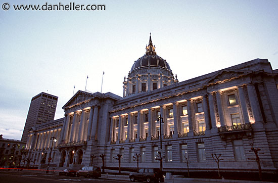 cityhall-nite-1.jpg