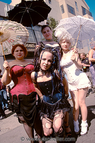 women-parasol.jpg